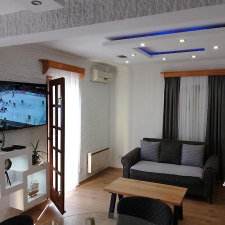 Apartment Ksenija Kotor Ngoại thất bức ảnh