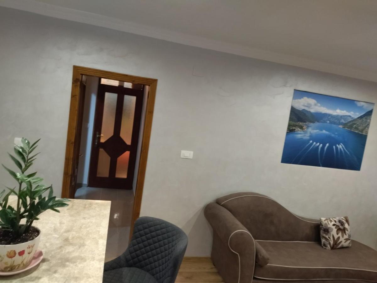 Apartment Ksenija Kotor Ngoại thất bức ảnh