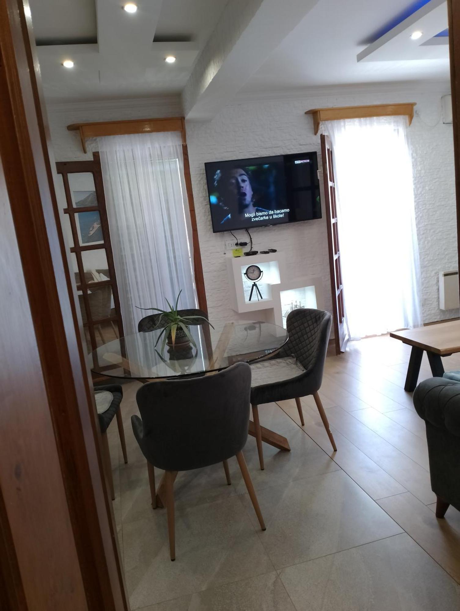 Apartment Ksenija Kotor Ngoại thất bức ảnh